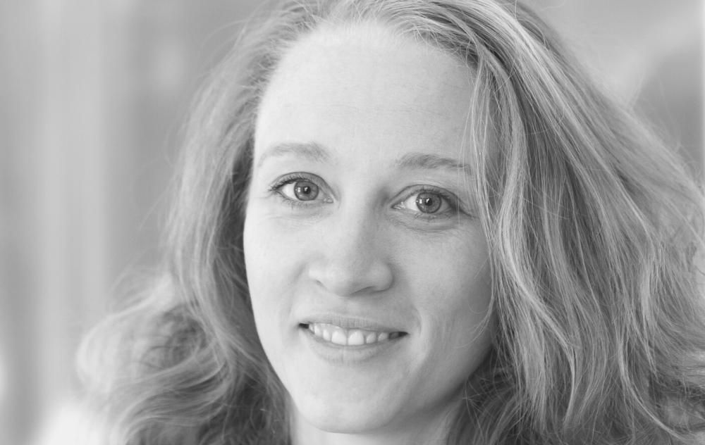 Dr. Anna Stünzi