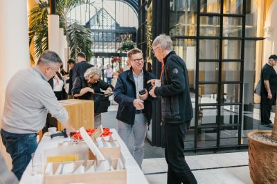 Bild010_sandramarusicphotography_wirtschaft_day1 Large.jpeg