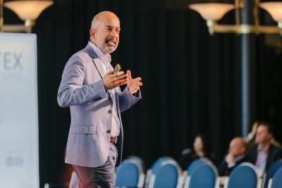 Bild606_sandramarusicphotography_wirtschaft_day1 Large.jpeg